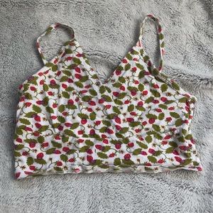 RARE brandy melville vine top!